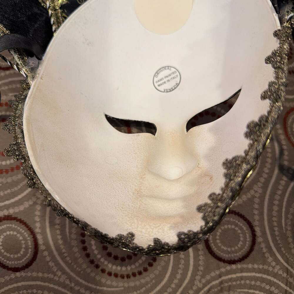 Black and Gold Full Face Venetian Jester Masquerade made in Italy hand painted - Picture 3 of 3